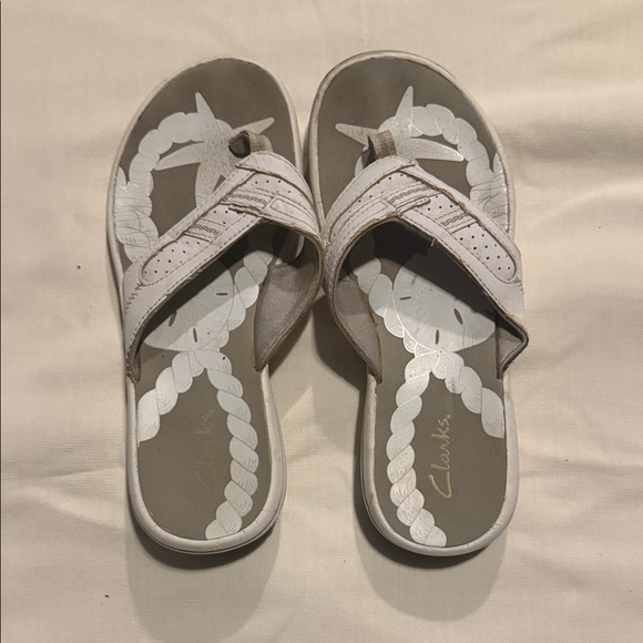 Clarks Women's White and Tan Sandals - Picture 1 of 4
